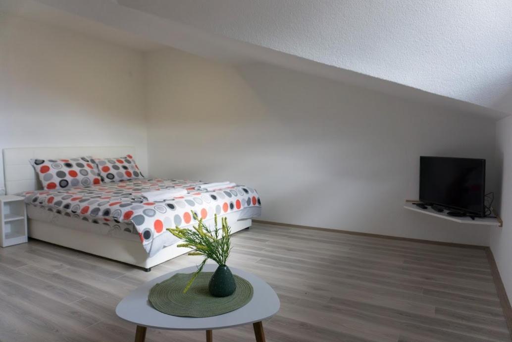Apartmani Ivkovic+ Trebinje Exterior photo